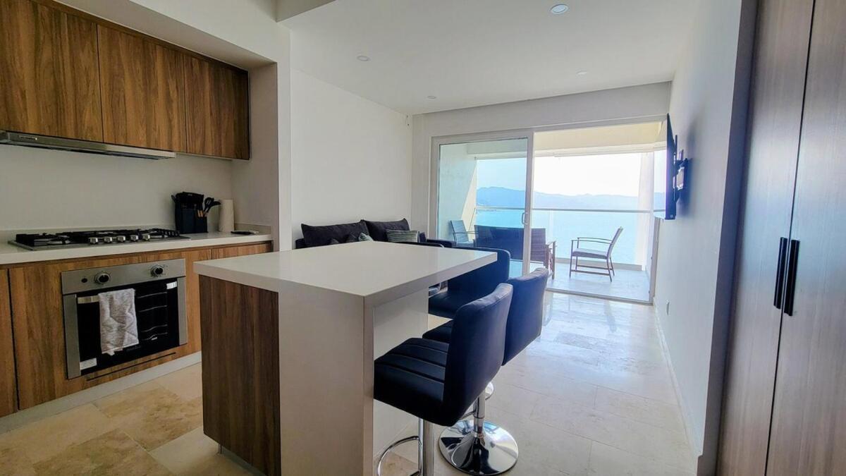 Harbor Nt2004 By Moikkarentals Apartment Puerto Vallarta